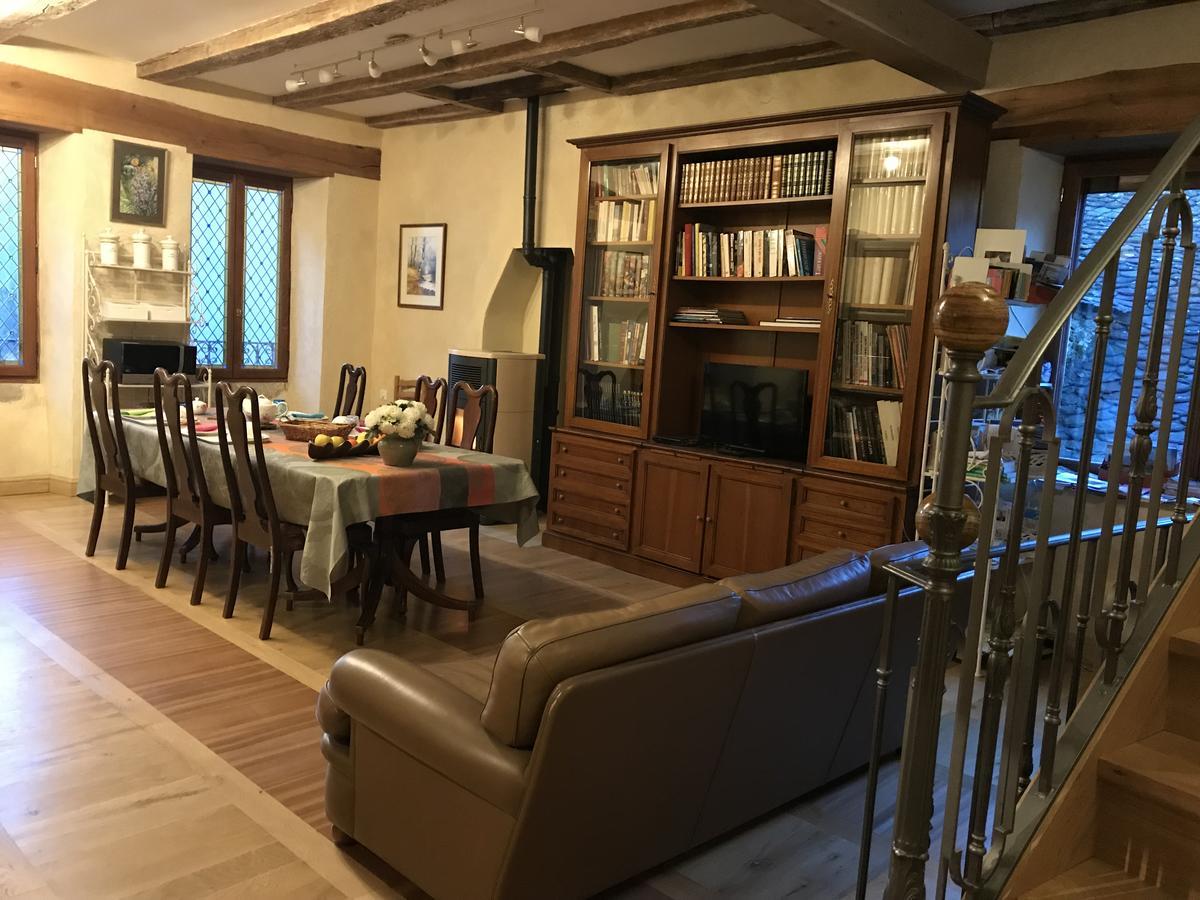 مبيت وإفطار Previnquieres Portail Haut المظهر الخارجي الصورة